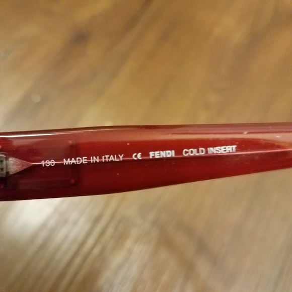 FENDI Red Gradient Round Sunglasses - Picture 5 of 5